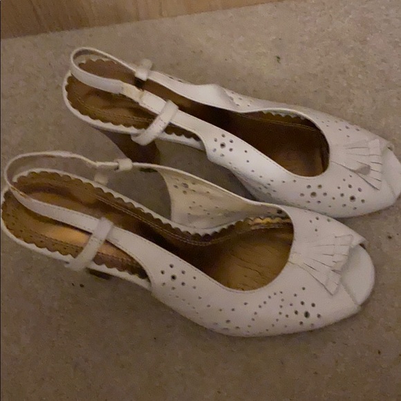 white shoes - Picture 2 of 4